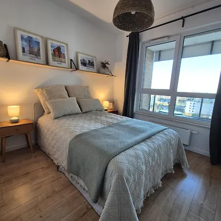 Sea Sands And The Starowiejska 9th Floor *